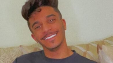 صورة توضيحية - الممثل محمد ناصر الشامسي المعروف ب ميتو يقدم هات مضحكة للتخفيف من التوتر