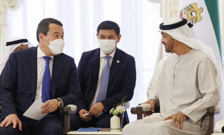 رئيس وزراء كازاخستان يلتقي بن زايد ويوقع 7 اتفاقيات