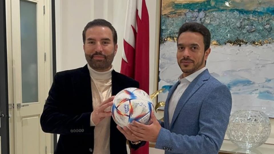 صورة مميزة: الدكتور سمايلي يزور الدوحة في ديسمبر