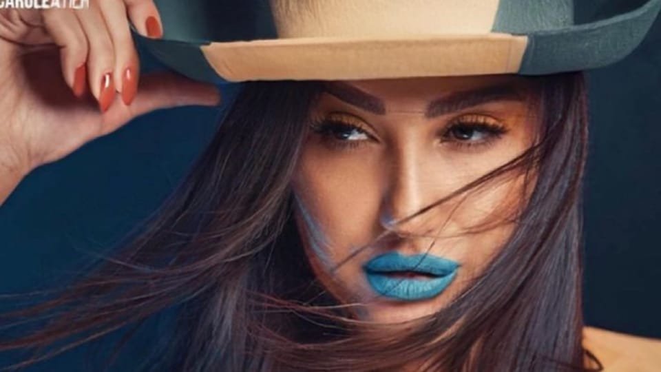 كارول عطية عبر الإنستغراممعقول الجمال اللاتيني ما يشجع ملوك السامبا - صورة مميزة صورة مميزة: كارول عطية عبر الإنستغراممعقول الجمال اللاتيني ما يشجع ملوك السامبا