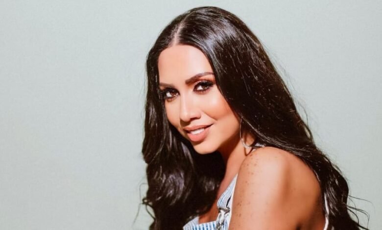 الفنانة كريستيل الملاح تستعد لإطلاق أغنية جديدة