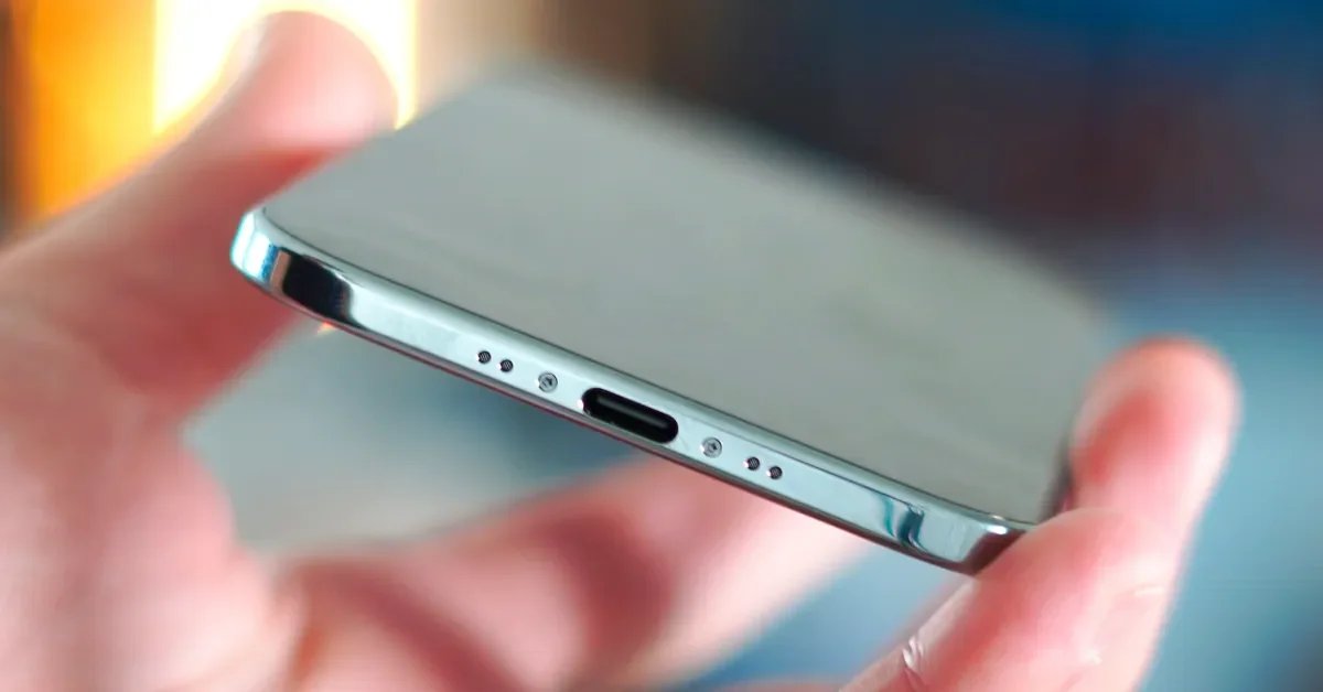 صورة توضيحية - أنا أحب iPhone Air لكن أمرين منعني من الالتزام