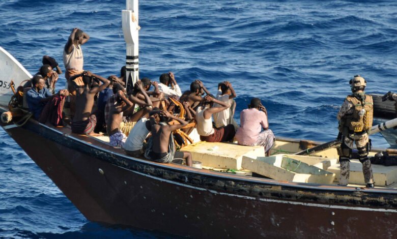 تقدم الحوثيين إلى ميون يرفع كلفة المرور في مضيق باب المندب