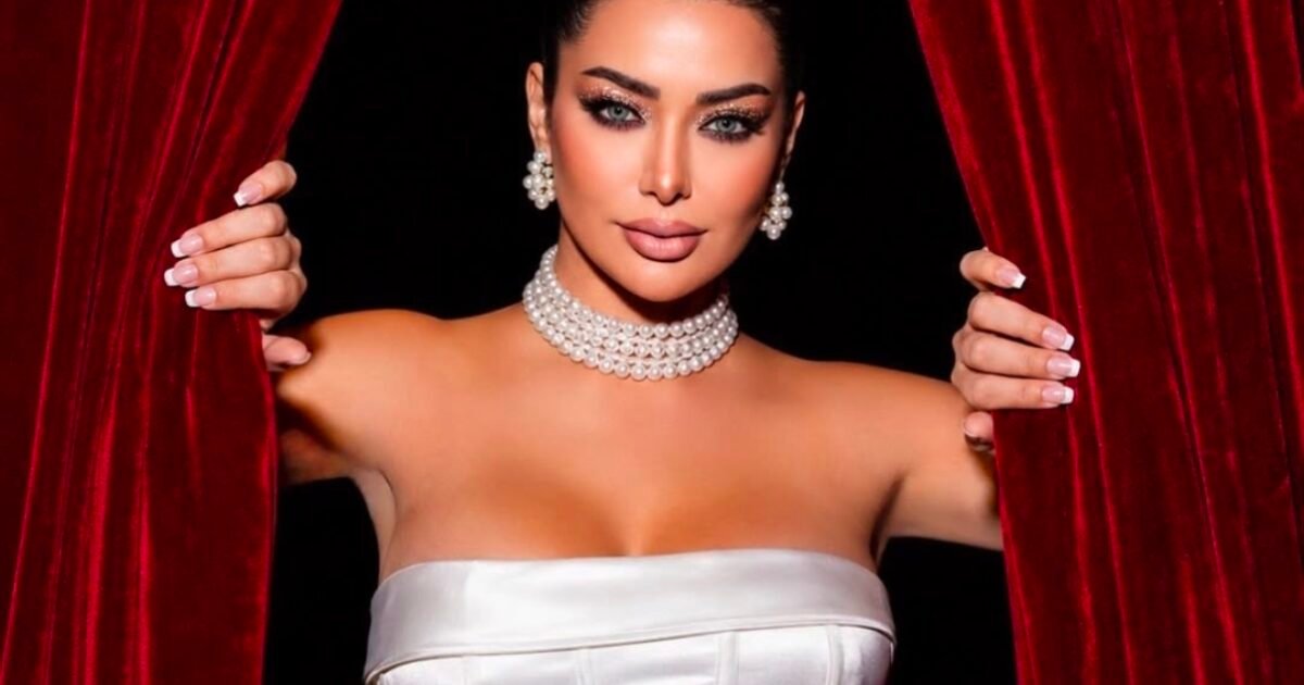 كاميليا ورد تتعاون مع مصطفى عبد الرضا وحسام كامل في «على راسي ريشة» - صورة مميزة كاميليا ورد تتعاون مع مصطفى عبد الرضا وحسام كامل في «على راسي ريشة»