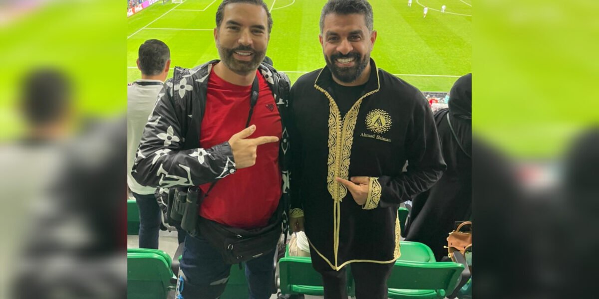 أحمد سليمان رفقة الدكتور سمايلي في ليلة تأهل المغرب