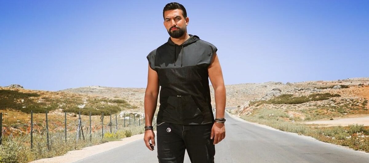 كلمة سر هو عنوان الاغنية المنفردة الجديدة الة بالفنان مجد ترمس