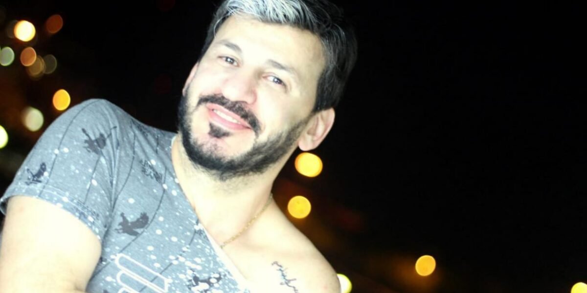 ابو حلب يخطف الأضواء بأغنية بفلوسي