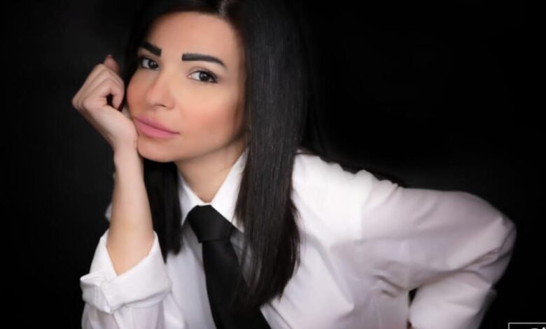 الإعلامية سابين نعمة تطلق برنامج اسمعيني لإلّك