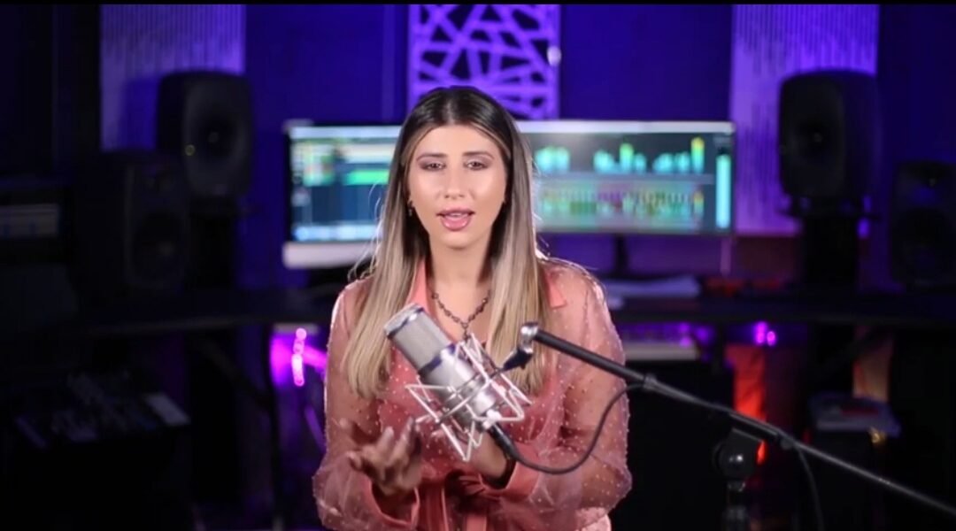 الفنانة ماريا سركيس تُغني للنجمة العراقية رحمة الكوكب وتبدع ..