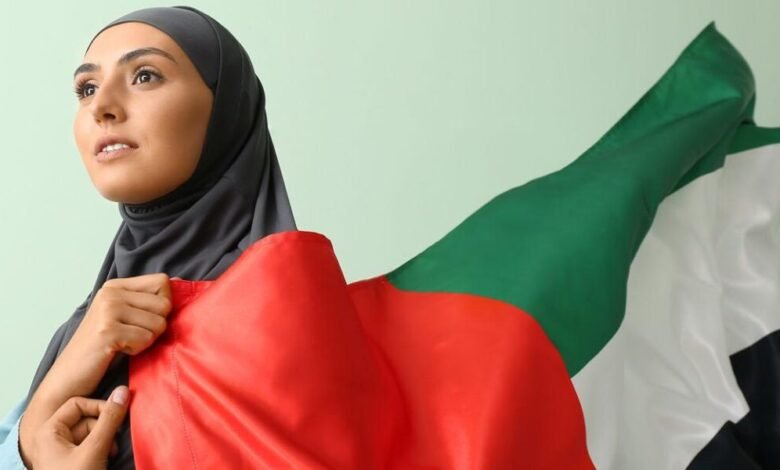 المرأة الإماراتية تتألق في يومها..
