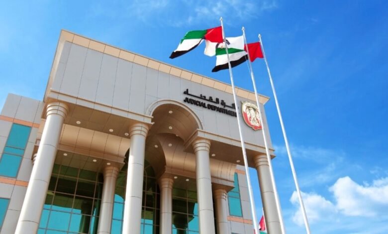 جنايات أبوظبي السجن 5 سنوات وغرامة 500 ألف درهم لمؤثرة اجتماعية متهمة بإثارة خطاب الكراهية