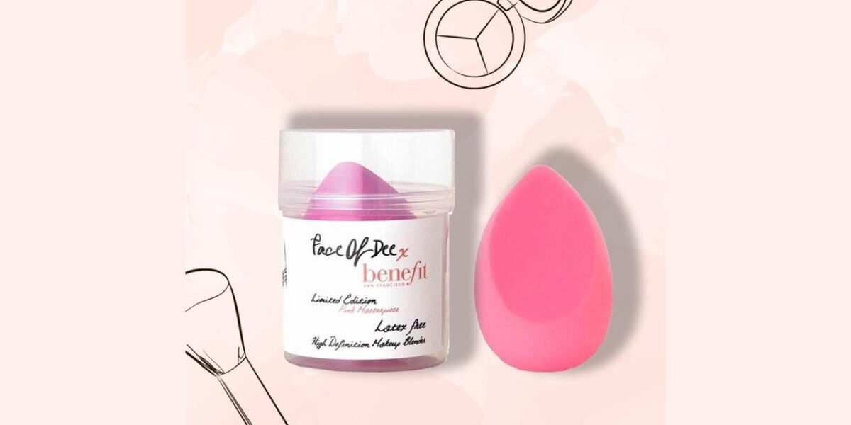 لدعم المرأة شركة Benefit العالمية تتعاون مع Face of Dee لإبتكار منتج جديد
