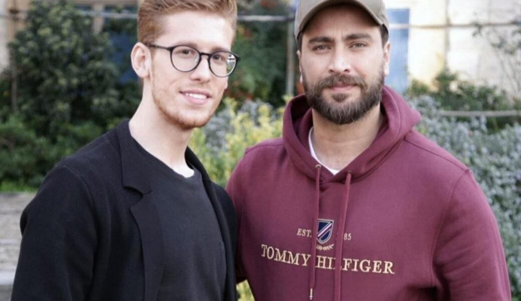لماذا أرجأ الإعلامي علي ياسين فكرة تقديم برنامج أسبوعي؟