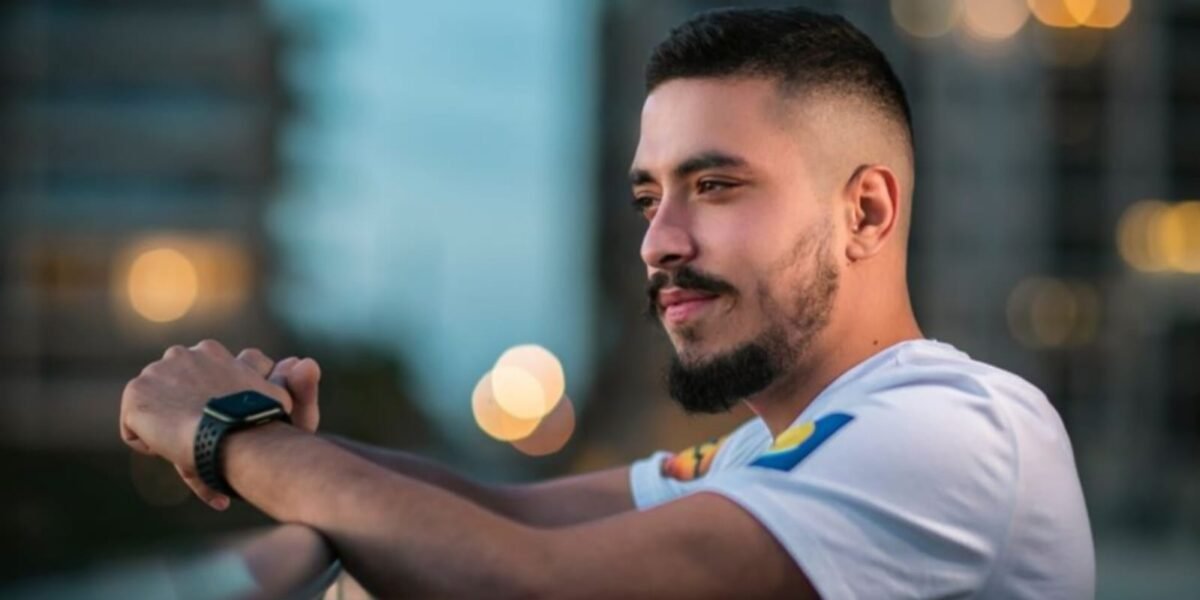 من هو الفنان مهند زعيتر؟