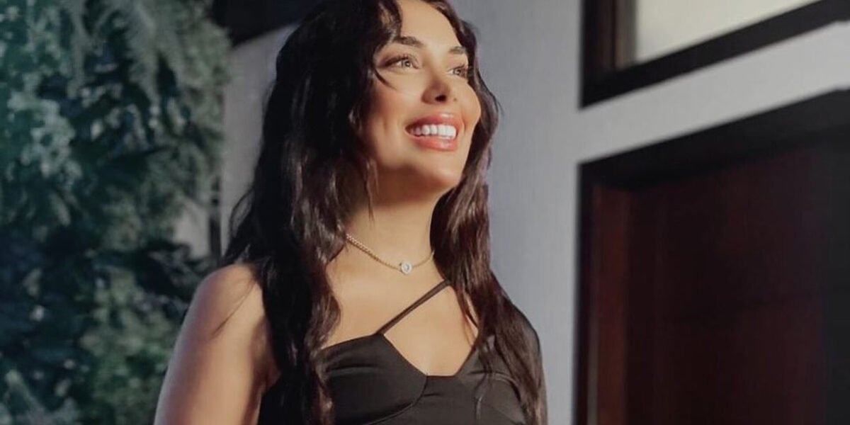 من هي ساندرا عيد؟